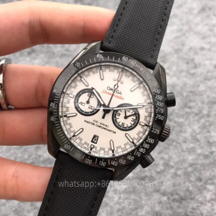 OMEGA SPEEDMASTER Mens Watch 44mm Quartz movement Stainless Steel Watches - Image 2