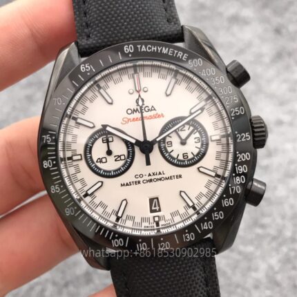 OMEGA SPEEDMASTER Mens Watch 44mm Quartz movement Stainless Steel Watches - Image 4