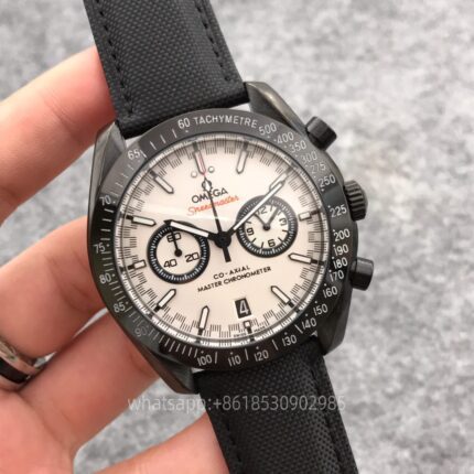 OMEGA SPEEDMASTER Mens Watch 44mm Quartz movement Stainless Steel Watches - Image 3