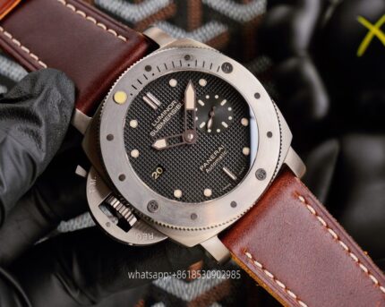 Panerai Submersible Mens Watch 47mm Mechanical Movement Stainless Steel Watches - Image 2