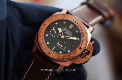 Panerai Submersible Mens Watch 47mm Mechanical Movement Stainless Steel Watches - Image 2