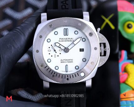 Panerai Submersible Mens Watch 44mm Mechanical Movement Stainless Steel Watches