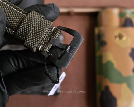 Panerai Luminor Mens Watch 44mm CAL.9010 Mechanical Movement Stainless Steel Watches - Image 9