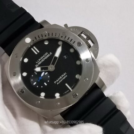 Panerai Submersible Mens Watch 47mm Automatic Mechanical Movement Stainless Steel Watches - Image 3