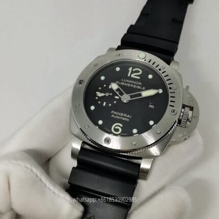 Panerai Submersible Mens Watch 47mm Automatic Mechanical Movement Stainless Steel Watches - Image 2