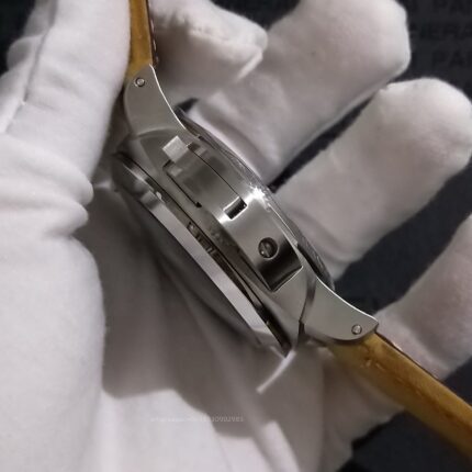 Panerai Luminor Mens Watch 44mm Automatic Mechanical Movement Stainless Steel Watches - Image 4