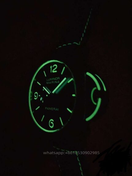 Panerai Luminor Mens Watch 44mm Automatic Mechanical Movement Stainless Steel Watches - Image 11