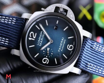 Panerai Luminor Mens Watch 44mm CAL.900 Mechanical Movement Stainless Steel Watches - Image 5