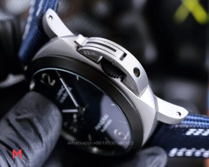 Panerai Luminor Mens Watch 44mm CAL.900 Mechanical Movement Stainless Steel Watches - Image 6