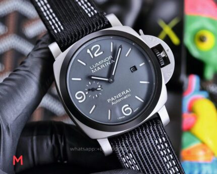 Panerai Luminor Mens Watch 44mm Automatic Mechanical Movement Stainless Steel Watches - Image 2