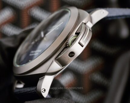 Panerai Luminor Mens Watch 44mm Automatic Mechanical Movement Stainless Steel Watches - Image 4