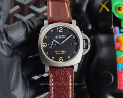 Panerai Luminor Mens Watch 44mm Cal. 2555 Automatic Mechanical Movement Stainless Steel Watches - Image 2