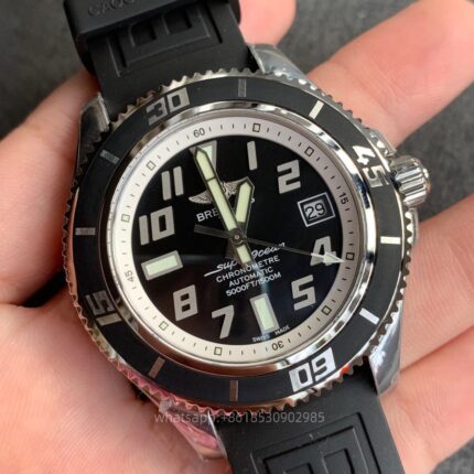 Breitling Superocean Mens Watch 42mm CAL.2824 Automatic Mechanical Movement Stainless Steel Watches - Image 3