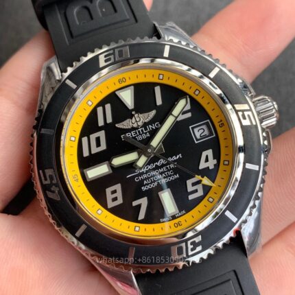 Breitling Superocean Mens Watch 42mm CAL.2824 Automatic Mechanical Movement Stainless Steel Watches - Image 3