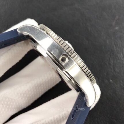 Breitling Superocean Mens Watch 44mm CAL.17 Automatic Mechanical Movement Stainless Steel Watches N Factory - Image 5