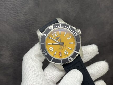 Breitling Superocean Mens Watch 42mm CAL.2824 Automatic Mechanical Movement Stainless Steel Watches - Image 2