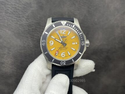 Breitling Superocean Mens Watch 42mm CAL.2824 Automatic Mechanical Movement Stainless Steel Watches - Image 3