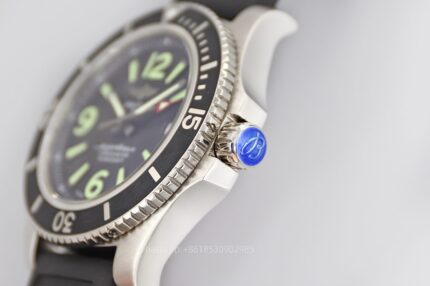 Breitling Superocean Mens Watch 42mm CAL.2824 Automatic Mechanical Movement Stainless Steel Watches - Image 4