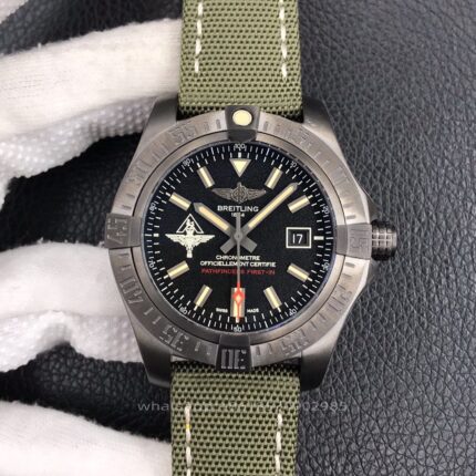 Breitling Avenger Mens Watch 44mm CAL.2824 Automatic Mechanical Movement Stainless Steel Watches