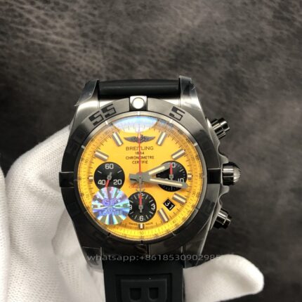 Breitling Avenger Mens Watch 45mm CAL.2824 Automatic Mechanical Movement Stainless Steel Watches