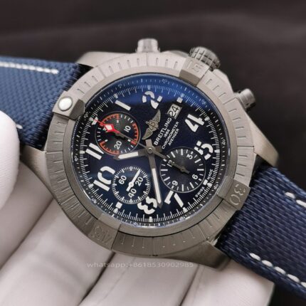 Breitling Avenger Mens Watch 45mm CAL.2824 Automatic Mechanical Movement Stainless Steel Watches - Image 4