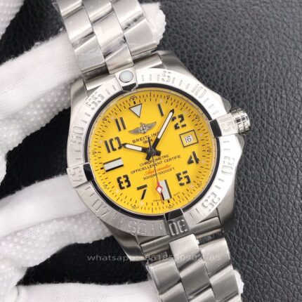 Breitling Avenger Mens Watch 45mm CAL.2824 Automatic Mechanical Movement Stainless Steel Watches - Image 3