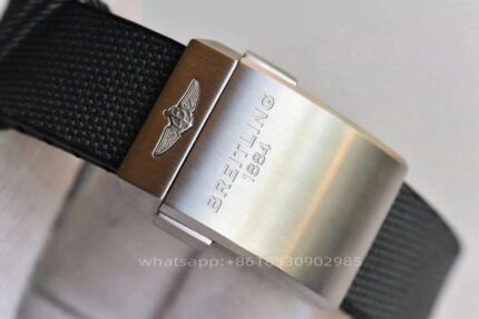 Breitling Avenger Mens Watch 45mm CAL.7750 Automatic Mechanical Movement Stainless Steel Watches - Image 7