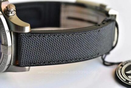 Breitling Avenger Mens Watch 45mm CAL.7750 Automatic Mechanical Movement Stainless Steel Watches - Image 8