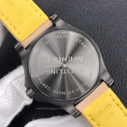 Breitling Avenger Mens Watch 45mm CAL.2824 Automatic Mechanical Movement Stainless Steel Watches - Image 7