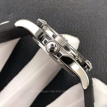 Breitling Avenger Mens Watch 43mm CAL.2836 Automatic Mechanical Movement Stainless Steel Watches - Image 5