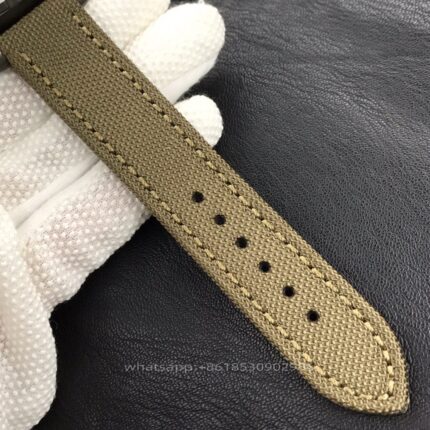 Breitling Avenger Mens Watch 44mm CAL.2824 Automatic Mechanical Movement Stainless Steel Watches - Image 8