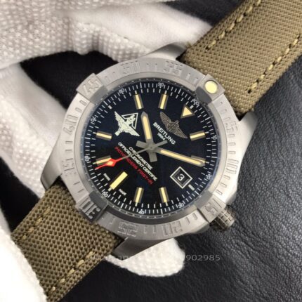 Breitling Avenger Mens Watch 44mm CAL.2824 Automatic Mechanical Movement Stainless Steel Watches - Image 4