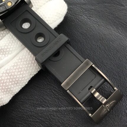 Breitling Avenger Mens Watch 44mm CAL.2824 Automatic Mechanical Movement Stainless Steel Watches - Image 8