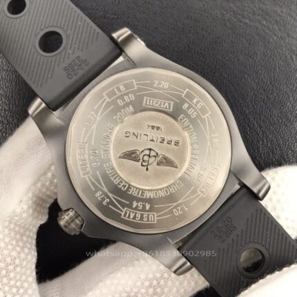 Breitling Avenger Mens Watch 44mm CAL.2824 Automatic Mechanical Movement Stainless Steel Watches - Image 7