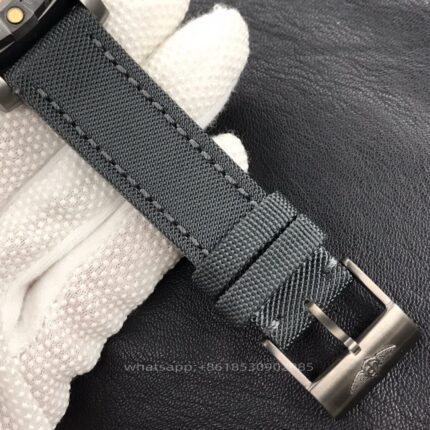 Breitling Avenger Mens Watch 44mm CAL.2824 Automatic Mechanical Movement Stainless Steel Watches - Image 8