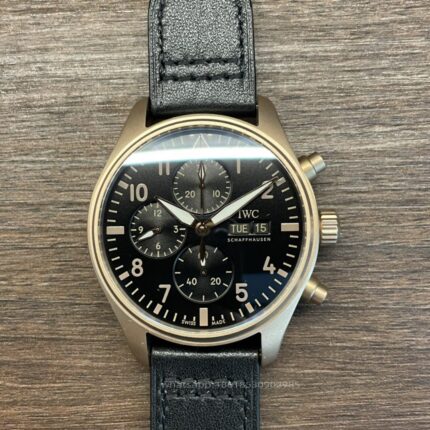 IWC Pilots Mens Watch 42mm CAL.69385 Automatic Mechanical Movement Stainless Steel Watches