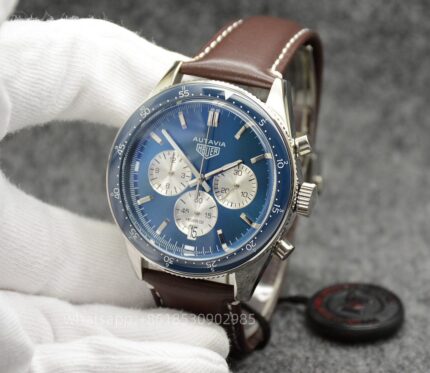 Tag Heuer Carrera Mens Watch 44mm Quartz movement Stainless Steel Watches - Image 2