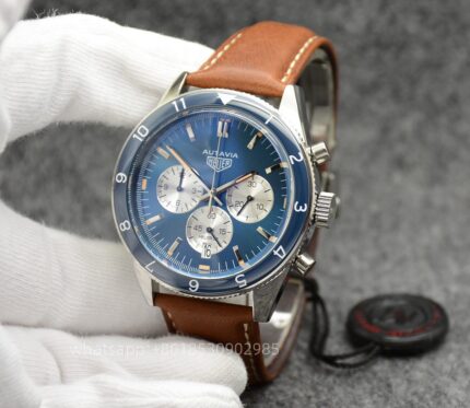 Tag Heuer Carrera Mens Watch 44mm Quartz movement Stainless Steel Watches - Image 3