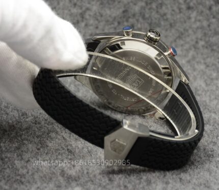 Tag Heuer Carrera Mens Watch 44mm Quartz movement Stainless Steel Watches - Image 9