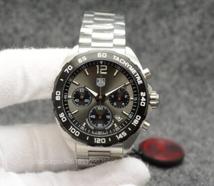 Tag Heuer Carrera Mens Watch 44mm Quartz movement Stainless Steel Watches - Image 2