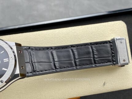 HUBLOT Classic Fusion Mens Watch 42mm Cal.HB1110 Automatic mechanical movement Stainless Steel Watches VS Factory - Image 8