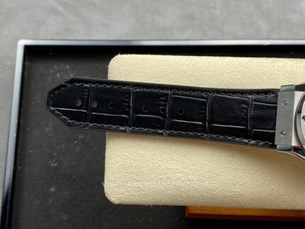 HUBLOT Classic Fusion Mens Watch 42mm Cal.HB1110 Automatic mechanical movement Stainless Steel Watches VS Factory - Image 9