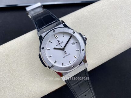 HUBLOT Classic Fusion Mens Watch 42mm Cal.HB1110 Automatic mechanical movement Stainless Steel Watches VS Factory - Image 4