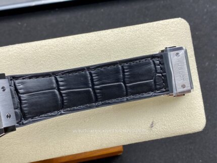 HUBLOT Classic Fusion Mens Watch 42mm Cal.HB1110 Automatic mechanical movement Stainless Steel Watches VS Factory - Image 8