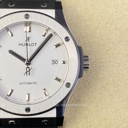 HUBLOT Classic Fusion Mens Watch 42mm Cal.HB1110 Automatic mechanical movement Stainless Steel Watches - Image 6