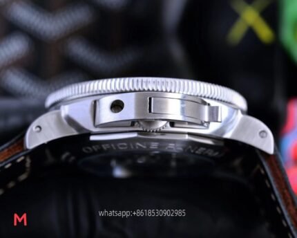 Panerai Submersible Mens Watch 44mm CAL.900 Mechanical Movement Stainless Steel Watches - Image 7