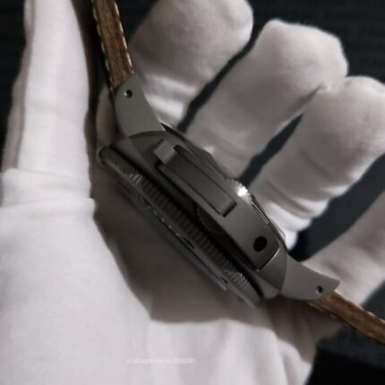 Panerai Submersible Mens Watch 47mm Automatic Mechanical Movement Stainless Steel Watches - Image 6