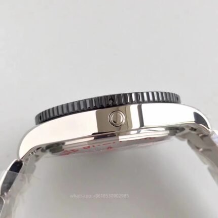 Breitling Superocean Mens Watch 44mm CAL.2824 Automatic Mechanical Movement Stainless Steel Watches GF Factory - Image 6