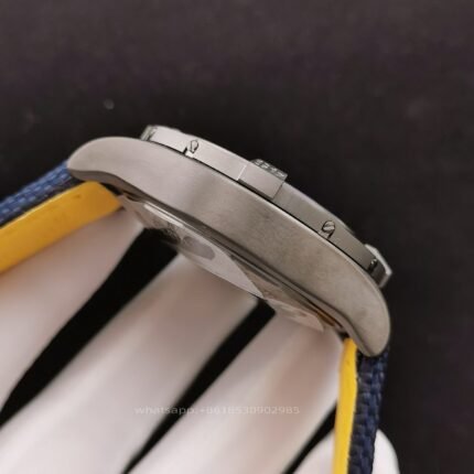 Breitling Avenger Mens Watch 45mm CAL.2824 Automatic Mechanical Movement Stainless Steel Watches - Image 6