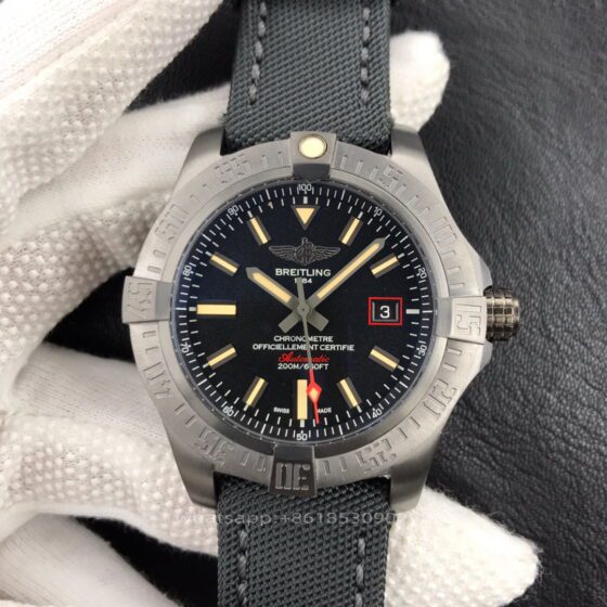 Breitling Avenger Mens Watch 44mm CAL.2824 Automatic Mechanical Movement Stainless Steel Watches